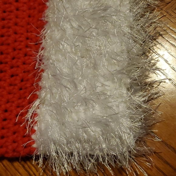 Handmade Santa 🎅 hat . - Picture 2 of 5